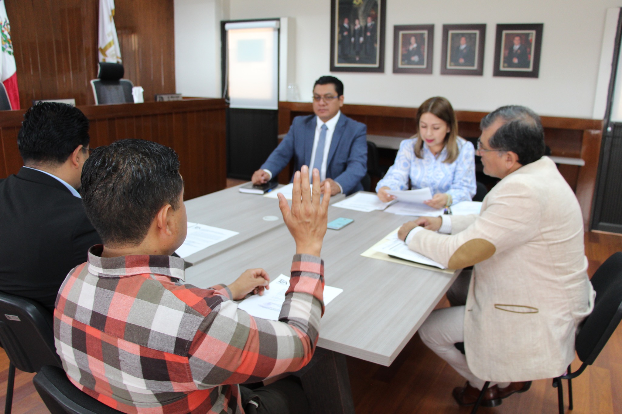 Séptima Sesión Extraordinaria efectuada en la Sala de Sesiones