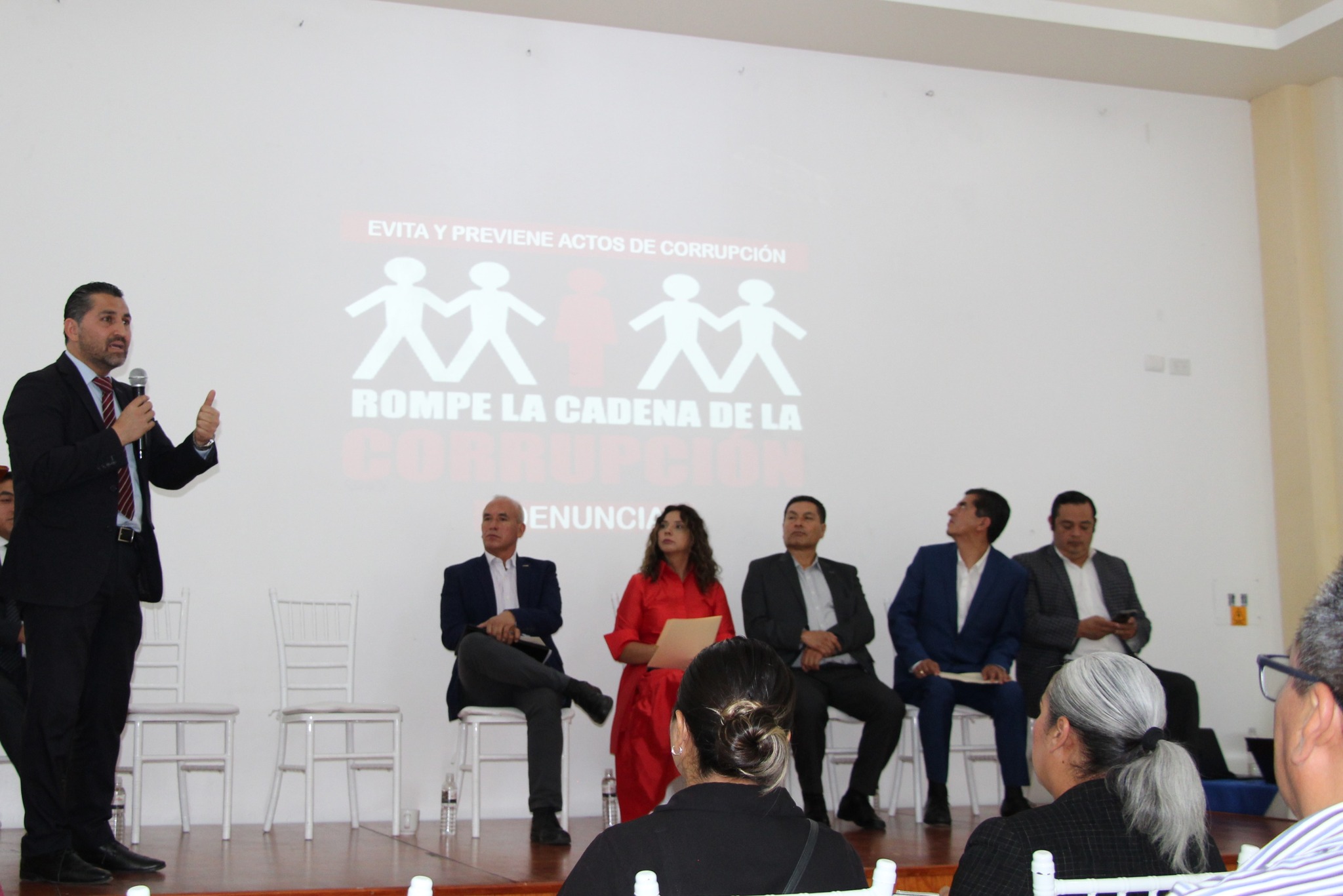 El director del Instituto de Especialización en Justicia Administrativa, Jesús Zúñiga González, participó en la Mesa de Diálogo 𝐂𝐮𝐥𝐭𝐮𝐫𝐚 𝐝𝐞 𝐥𝐚 𝐋𝐞𝐠𝐚𝐥𝐢𝐝𝐚𝐝