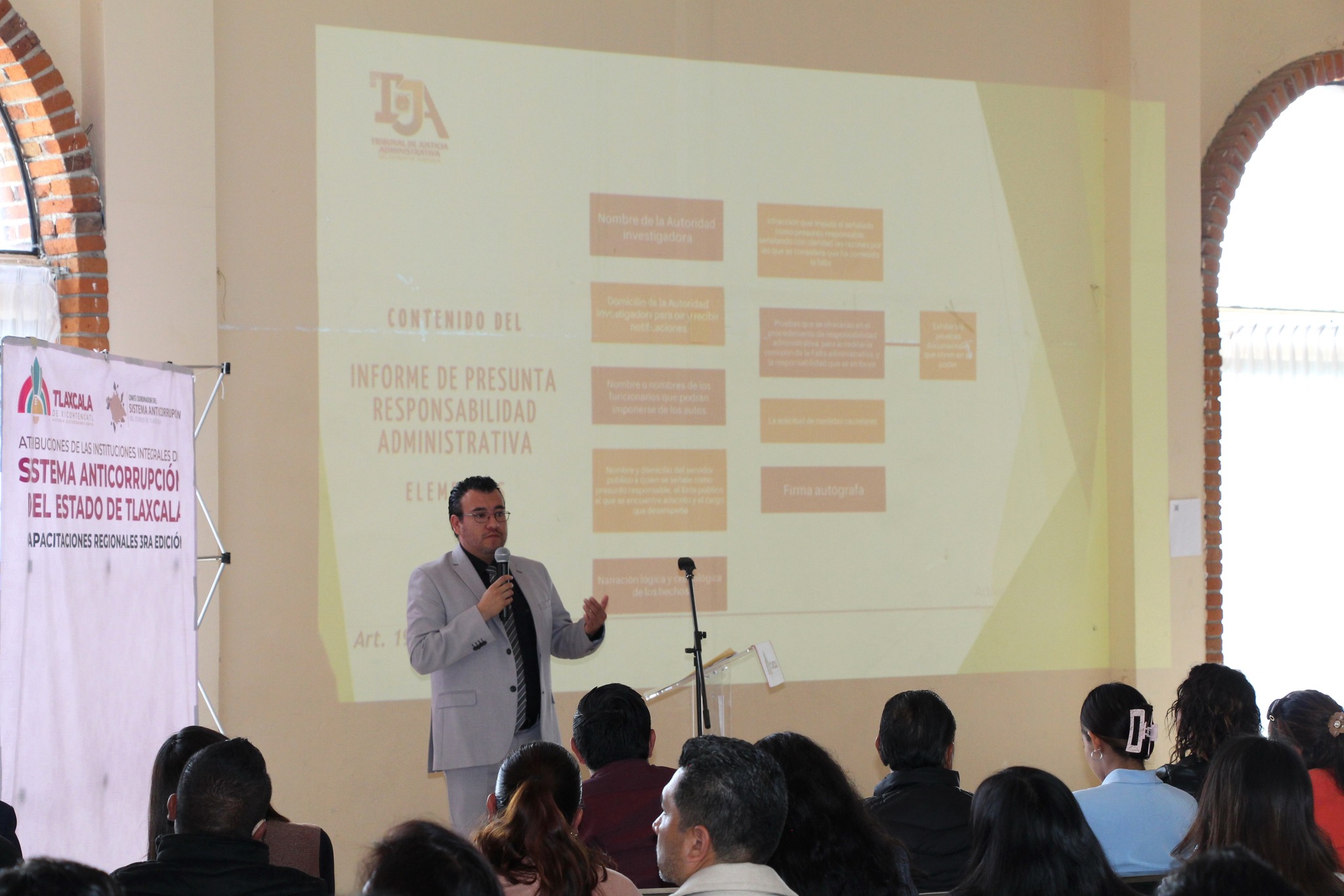 El Proyectista, Remigio Vélez Quiroz, disertó la conferencia “𝐋𝐚 𝐞𝐟𝐢𝐜𝐚𝐜𝐢𝐚 𝐝𝐞 𝐥𝐨𝐬 𝐎́𝐫𝐠𝐚𝐧𝐨𝐬 𝐈𝐧𝐭𝐞𝐫𝐧𝐨𝐬 𝐝𝐞 𝐂𝐨𝐧𝐭𝐫𝐨𝐥 𝐞𝐧 𝐫𝐞𝐥𝐚𝐜𝐢𝐨́𝐧 𝐜𝐨𝐧 𝐞𝐥 𝐏𝐫𝐨𝐜𝐞𝐝𝐢𝐦𝐢𝐞𝐧𝐭𝐨 𝐝𝐞 𝐑𝐞𝐬𝐩𝐨𝐧𝐬𝐚𝐛𝐢𝐥𝐢𝐝𝐚𝐝 𝐀𝐝𝐦𝐢𝐧𝐢𝐬𝐭𝐫𝐚𝐭𝐢𝐯𝐚”