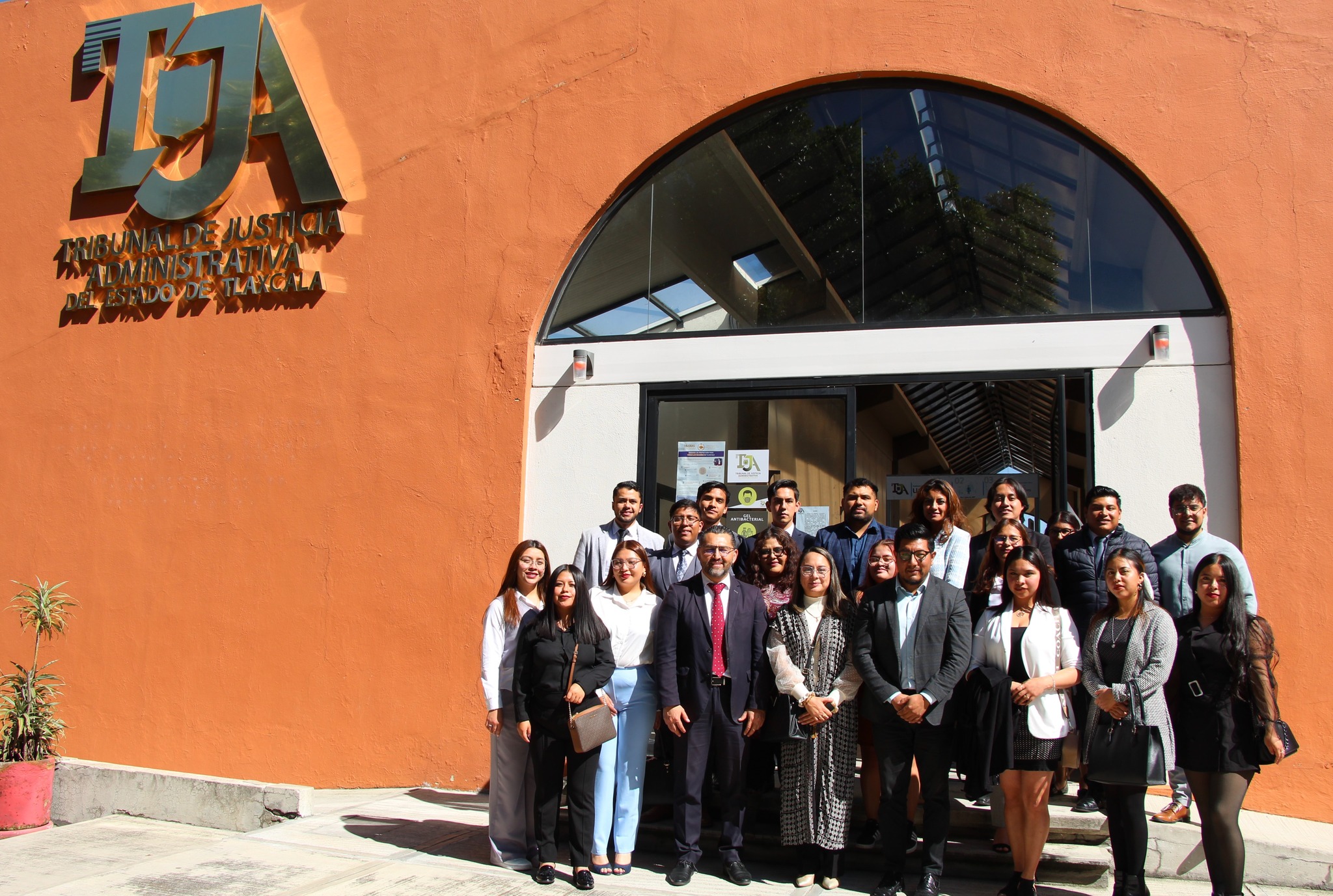 Conocieron la integración, funcionamiento y asuntos que atiende cada Ponencia y las Direcciones que conforman este órgano jurisdiccional
