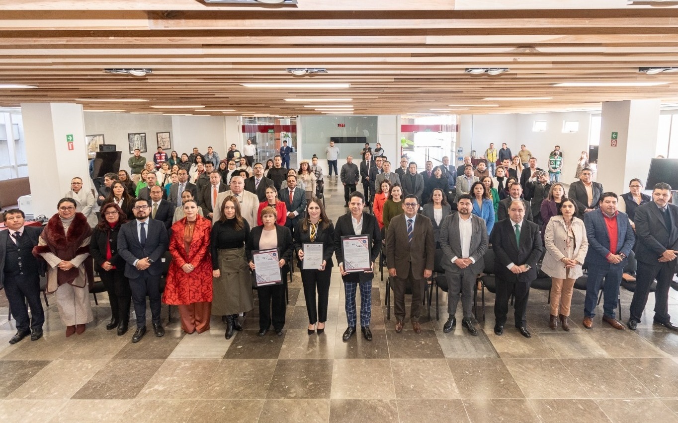 la firma de convenio de colaboración entre la magistrada presidenta del Poder Judicial de Tlaxcala